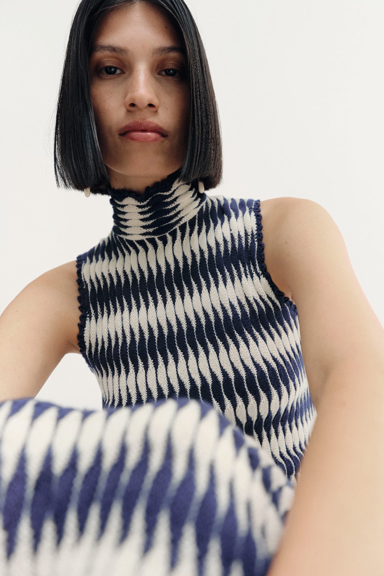 Montebello Dress in Navy / White