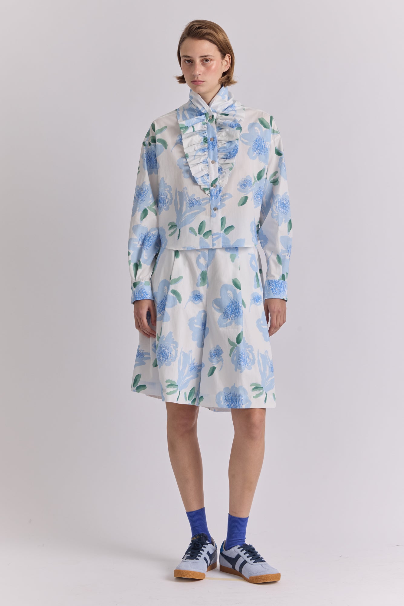 Torito Bermuda in Peonia Blue Print