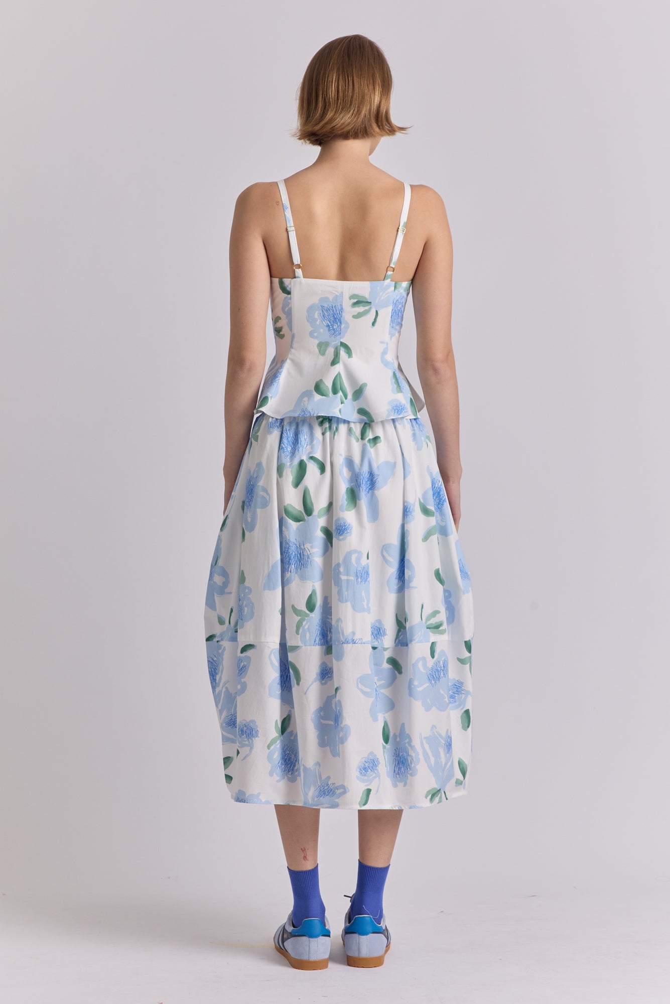 Ambar Top in Peonia Blue Print