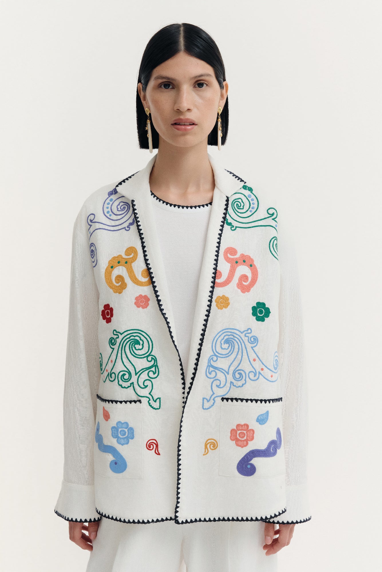 Viento Jacket in White